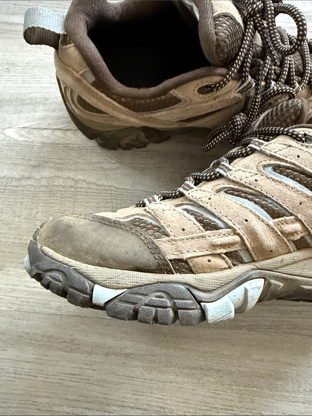 Merrell Moab 2 Waterproof Hiking Shoes - Picture 11 of 16